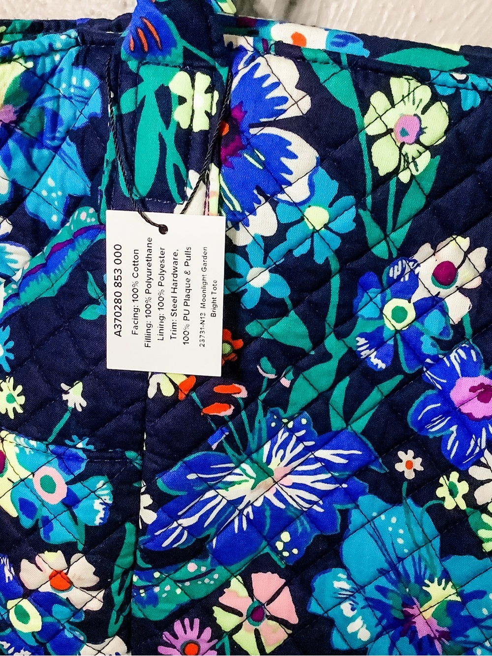 NWT Vera Bradley Bright Tote in Moonlight Garden Floral Quilted Tote Bag - Picture 3 of 4